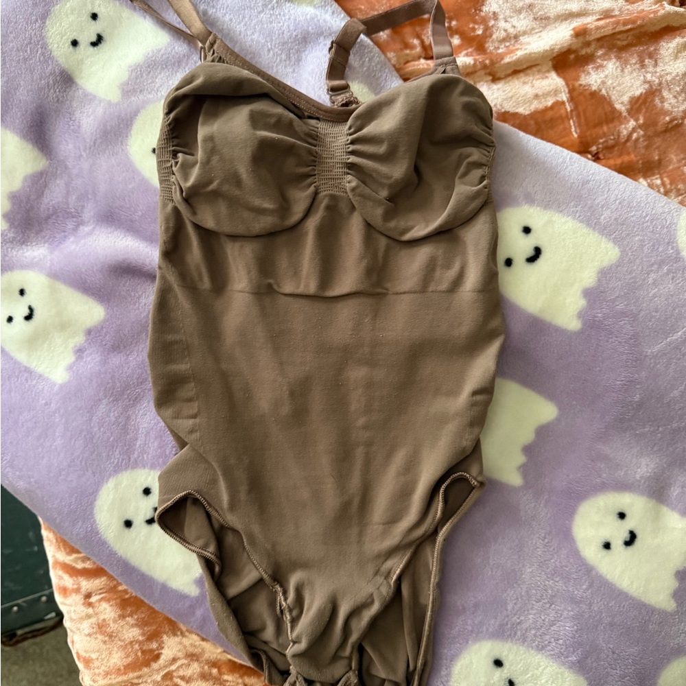 SKIMS sculpt shapewear